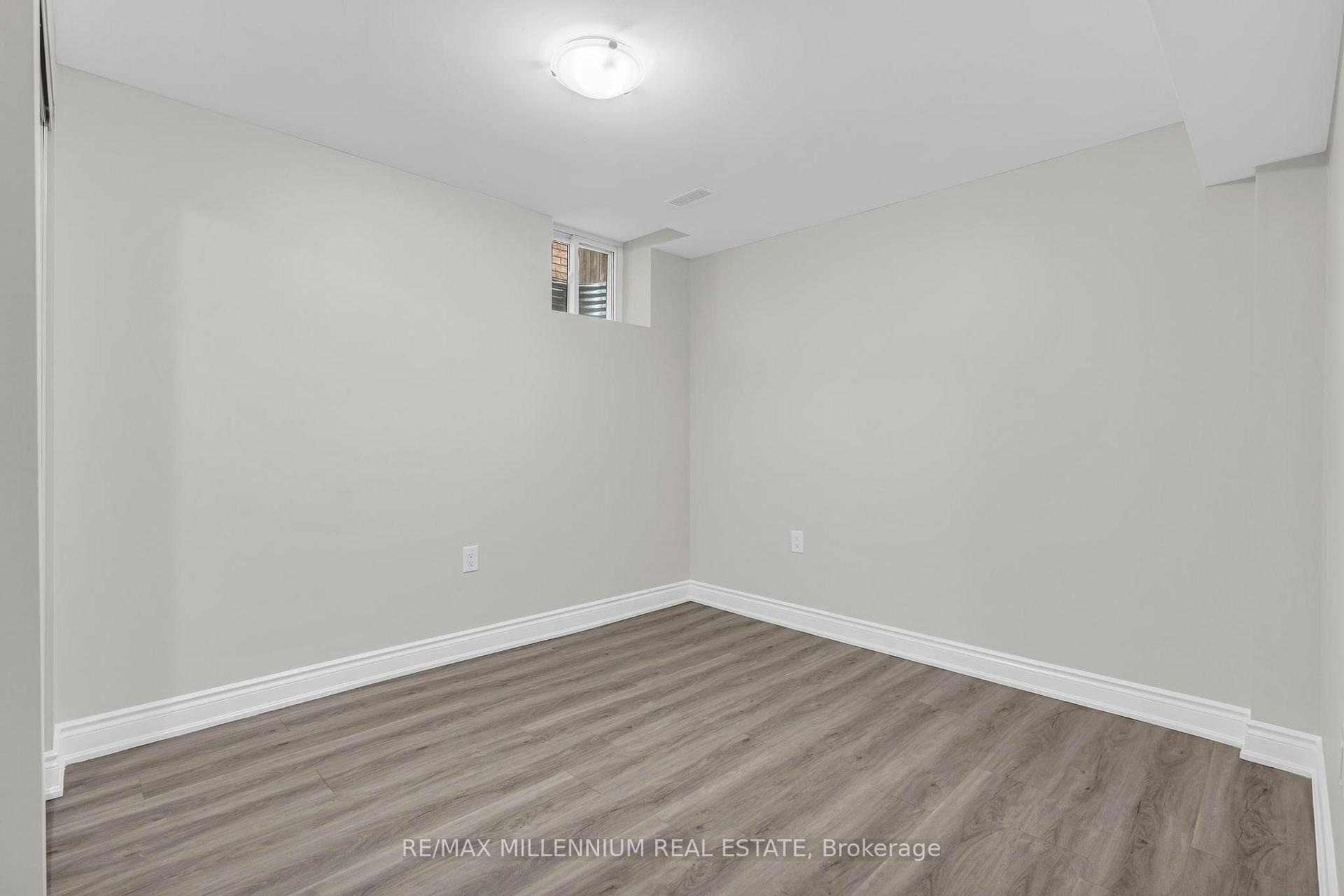 Photo 40 of 64 Allenhead Crescent NE, Brampton, Heart Lake East — HOMEH