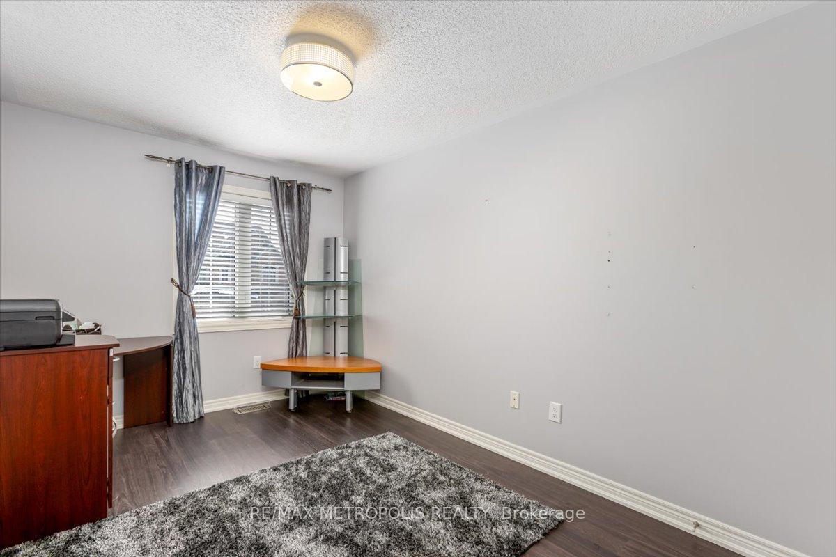 Photo 23 of 101 Lesabre Crescent, Brampton, Bram East — HOMEH