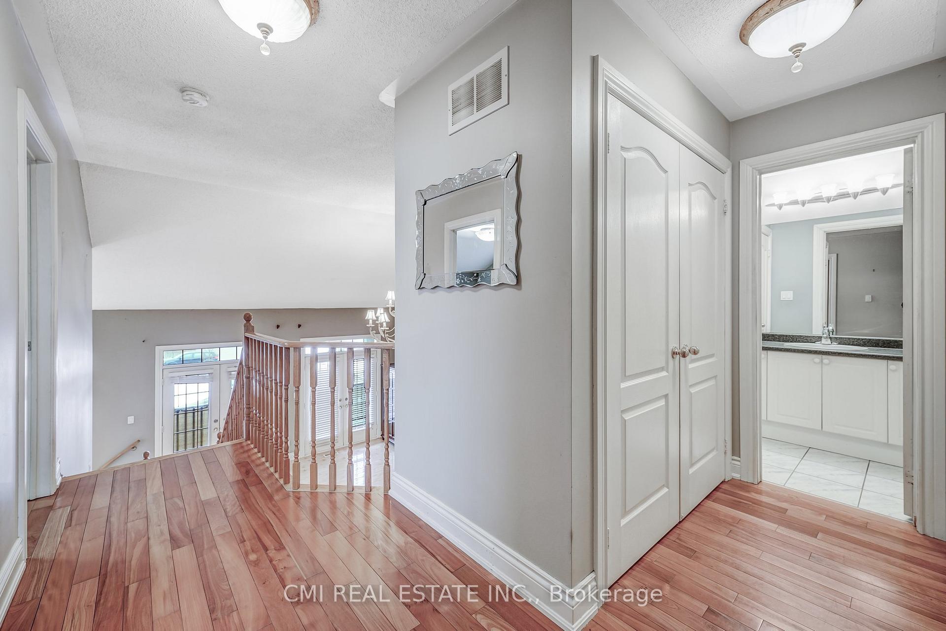 Photo 25 of 54 Rockstep Court, Brampton, Sandringham-Wellington — HOMEH