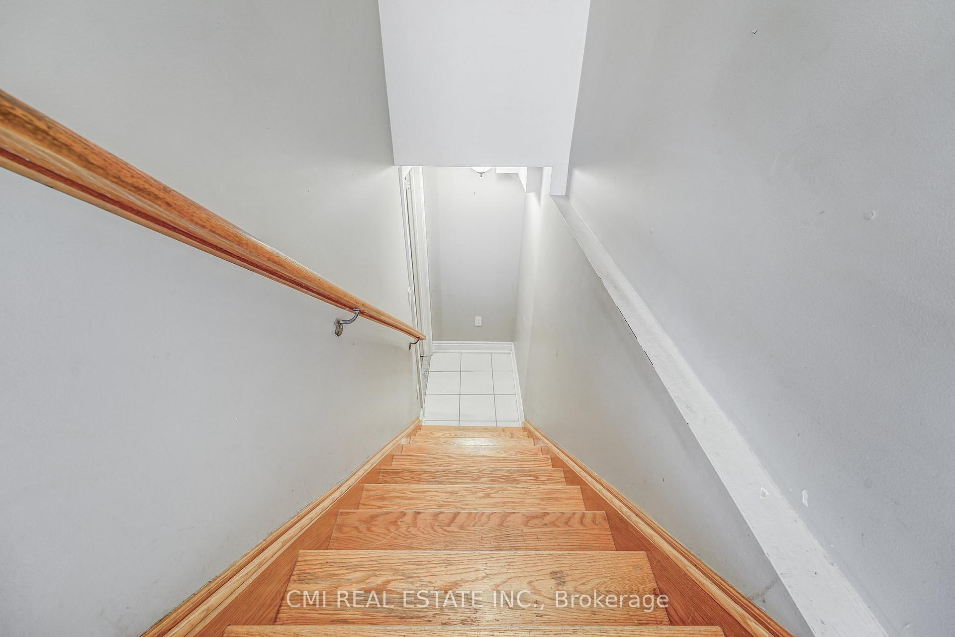Photo 35 of 54 Rockstep Court, Brampton, Sandringham-Wellington — HOMEH