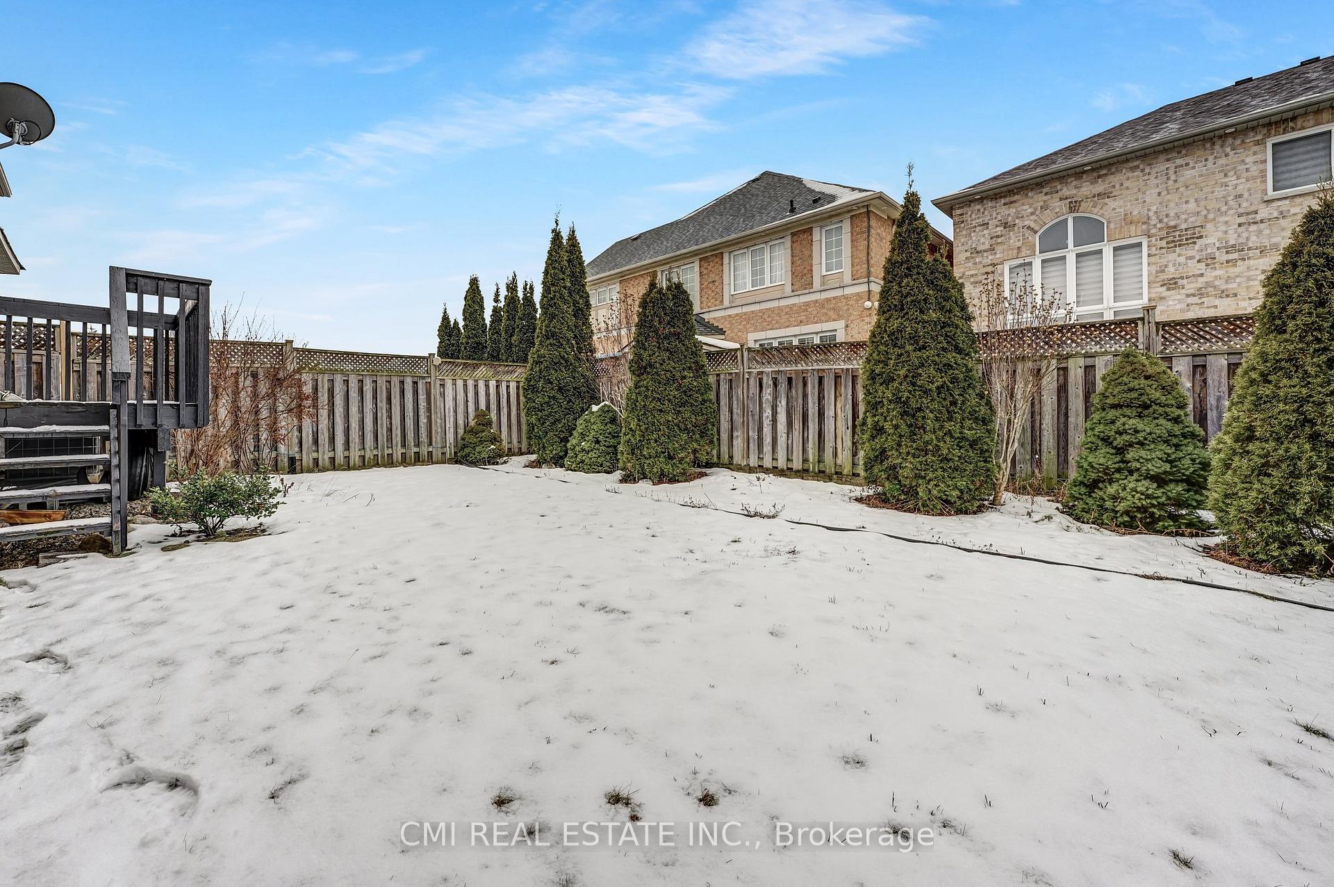 Photo 40 of 54 Rockstep Court, Brampton, Sandringham-Wellington — HOMEH