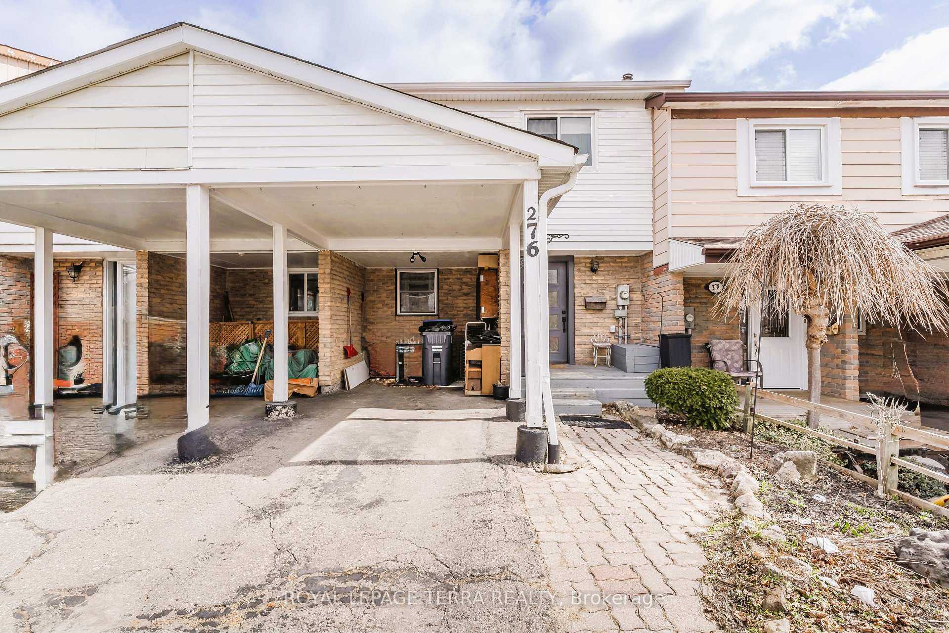 Photo 2 of 276 Royal Salisbury Way, Brampton, Madoc — HOMEH