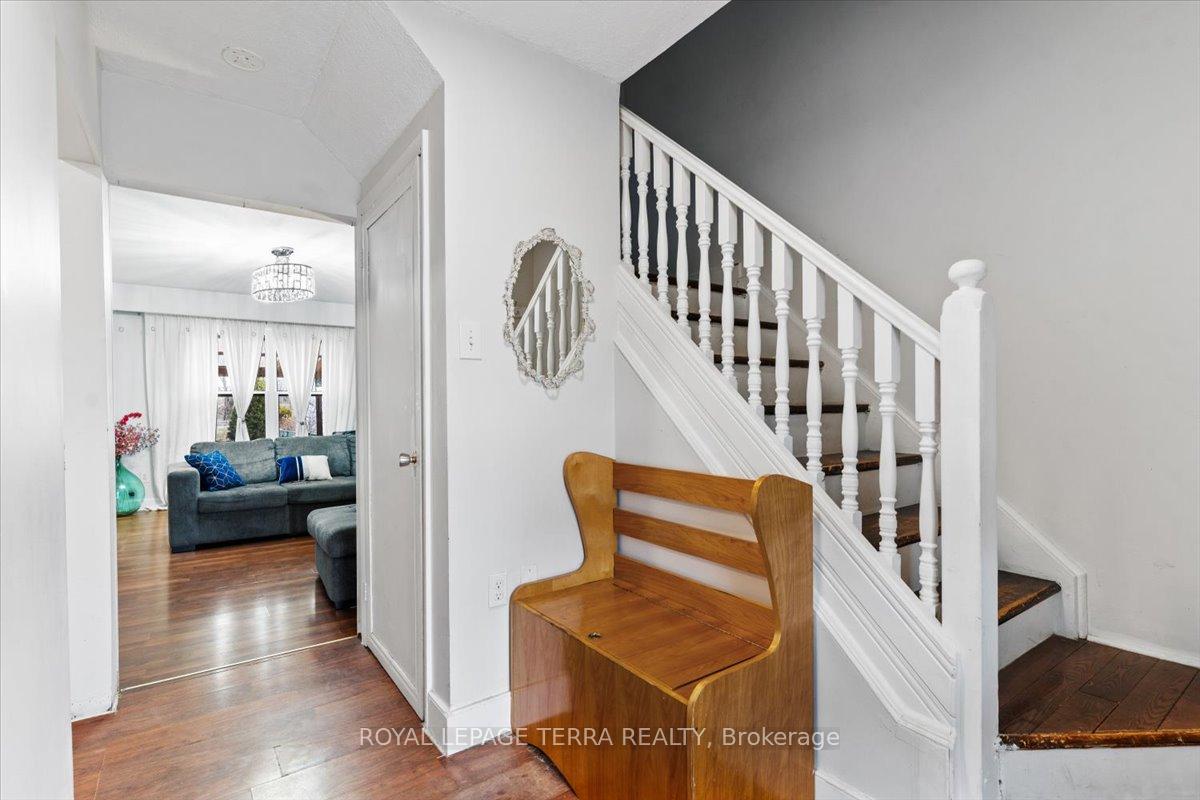 Photo 24 of 276 Royal Salisbury Way, Brampton, Madoc — HOMEH