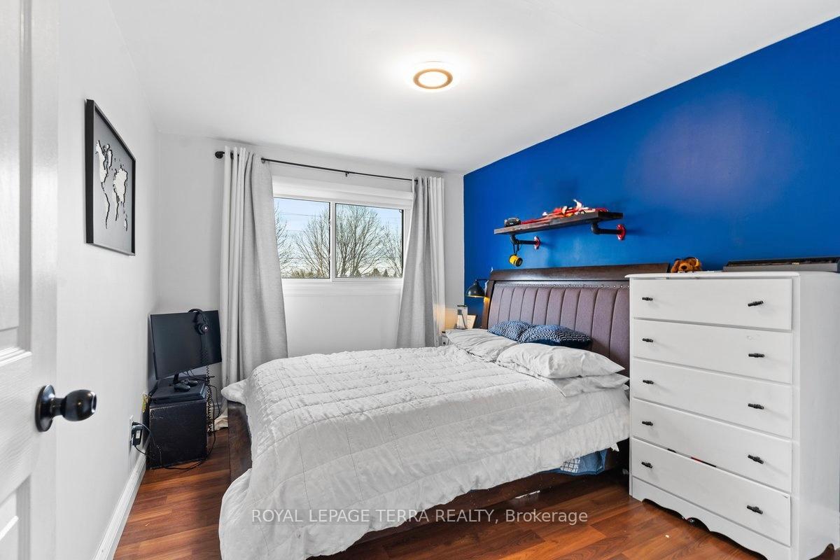 Photo 36 of 276 Royal Salisbury Way, Brampton, Madoc — HOMEH