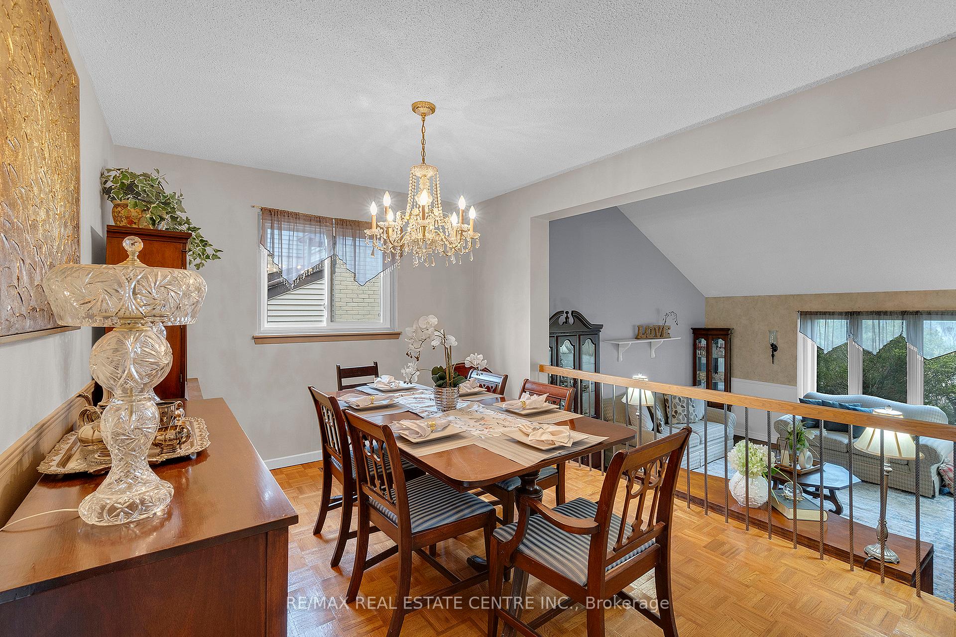 Photo 16 of 107 Royal Palm Drive, Brampton, Heart Lake East — HOMEH