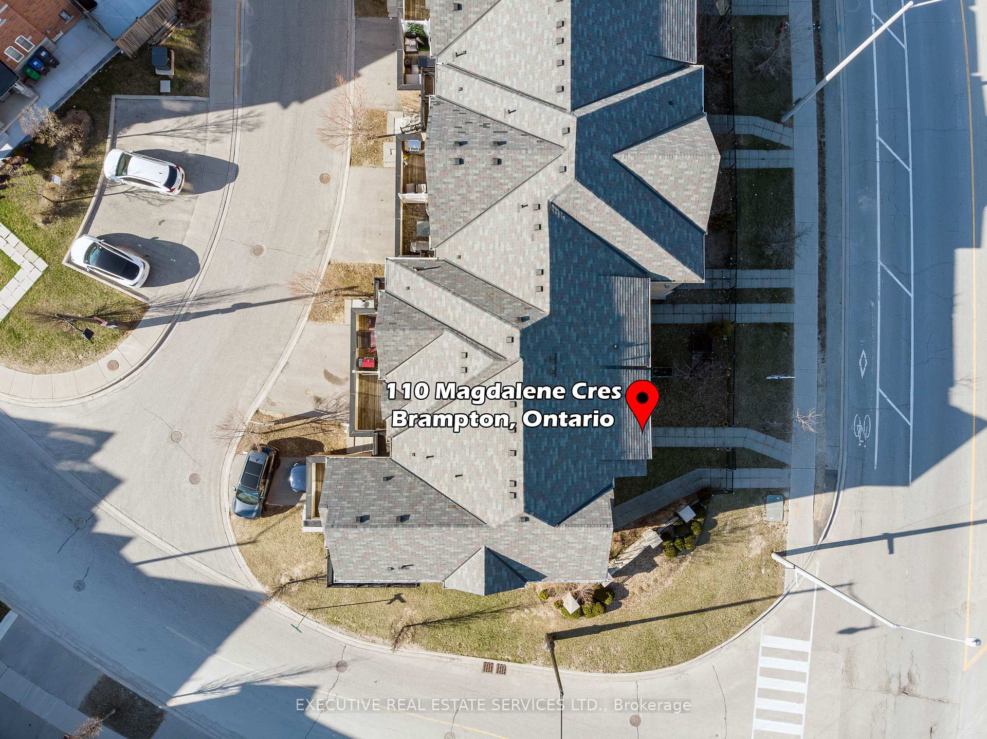 Photo 4 of 110 Magdalene Crescent, Brampton, Heart Lake East — HOMEH
