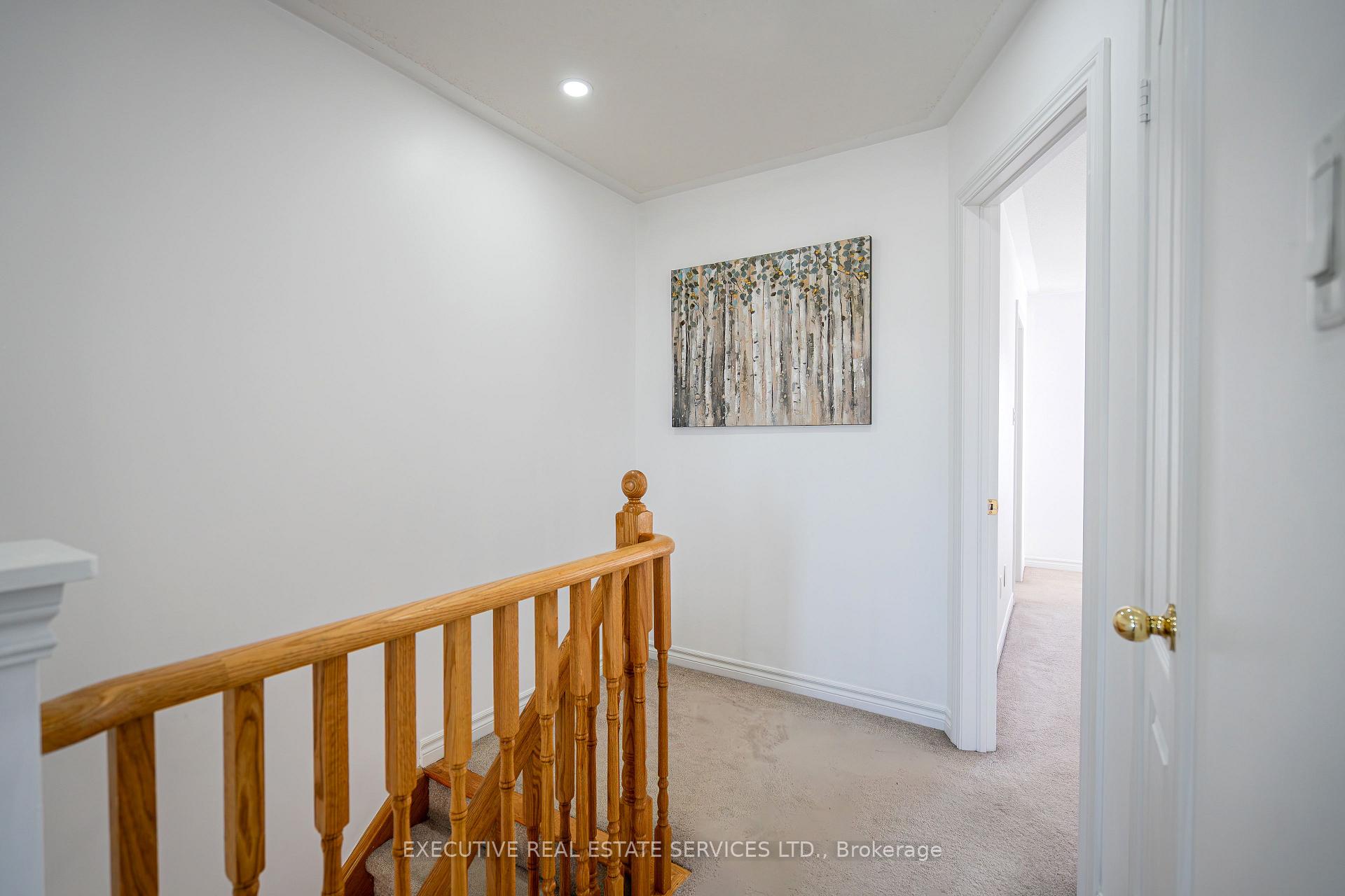 Photo 44 of 110 Magdalene Crescent, Brampton, Heart Lake East — HOMEH