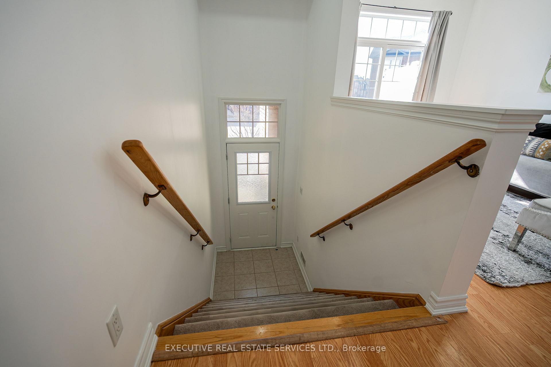 Photo 27 of 110 Magdalene Crescent, Brampton, Heart Lake East — HOMEH