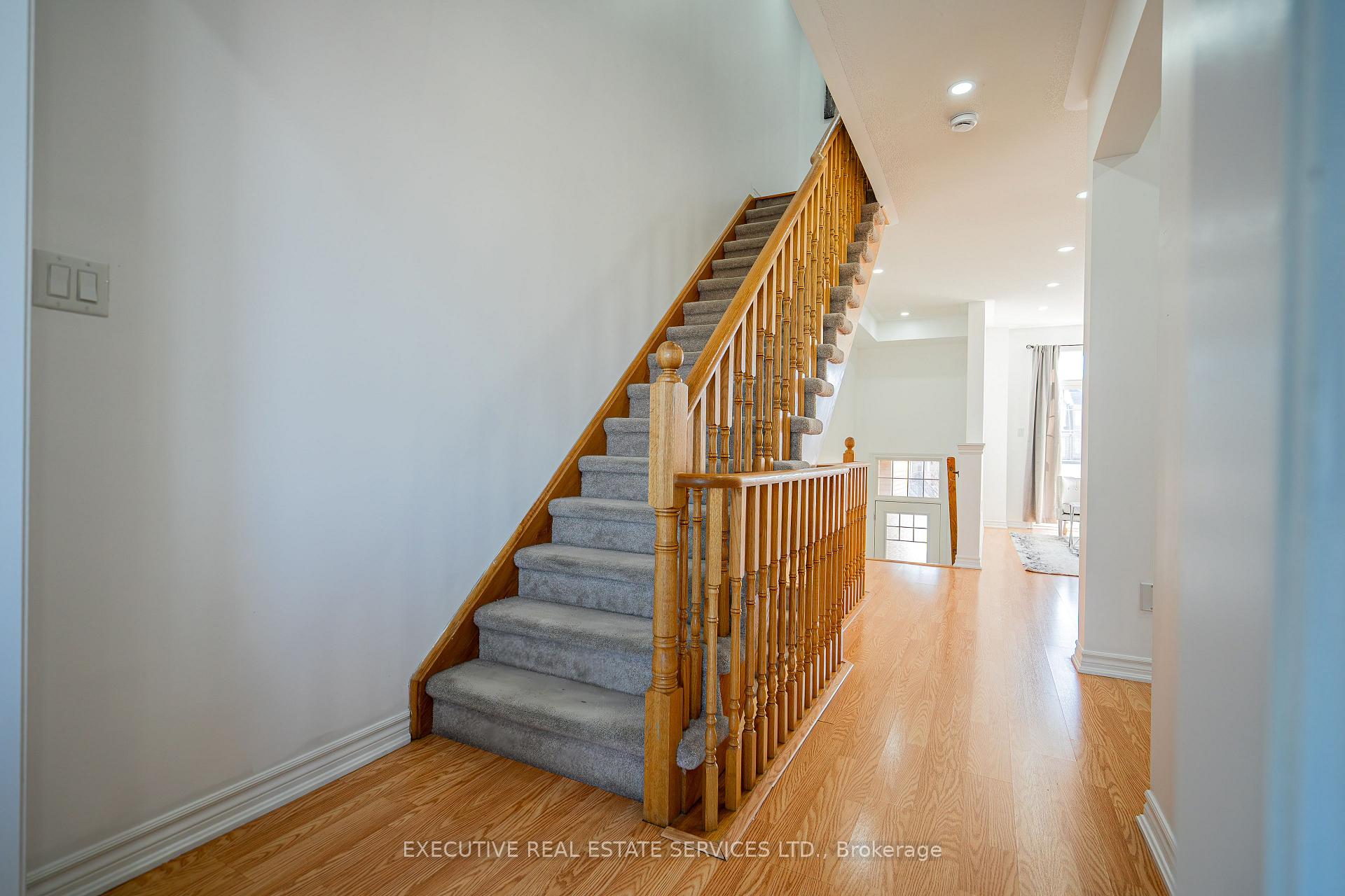 Photo 63 of 110 Magdalene Crescent, Brampton, Heart Lake East — HOMEH