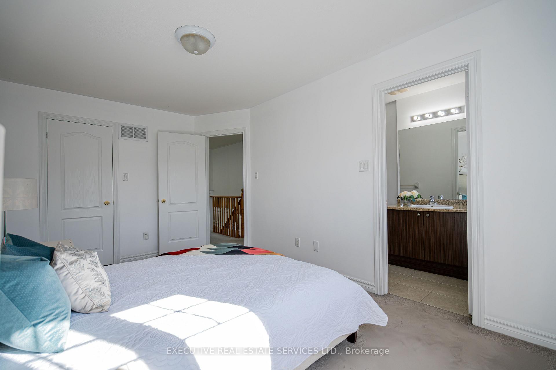 Photo 66 of 110 Magdalene Crescent, Brampton, Heart Lake East — HOMEH