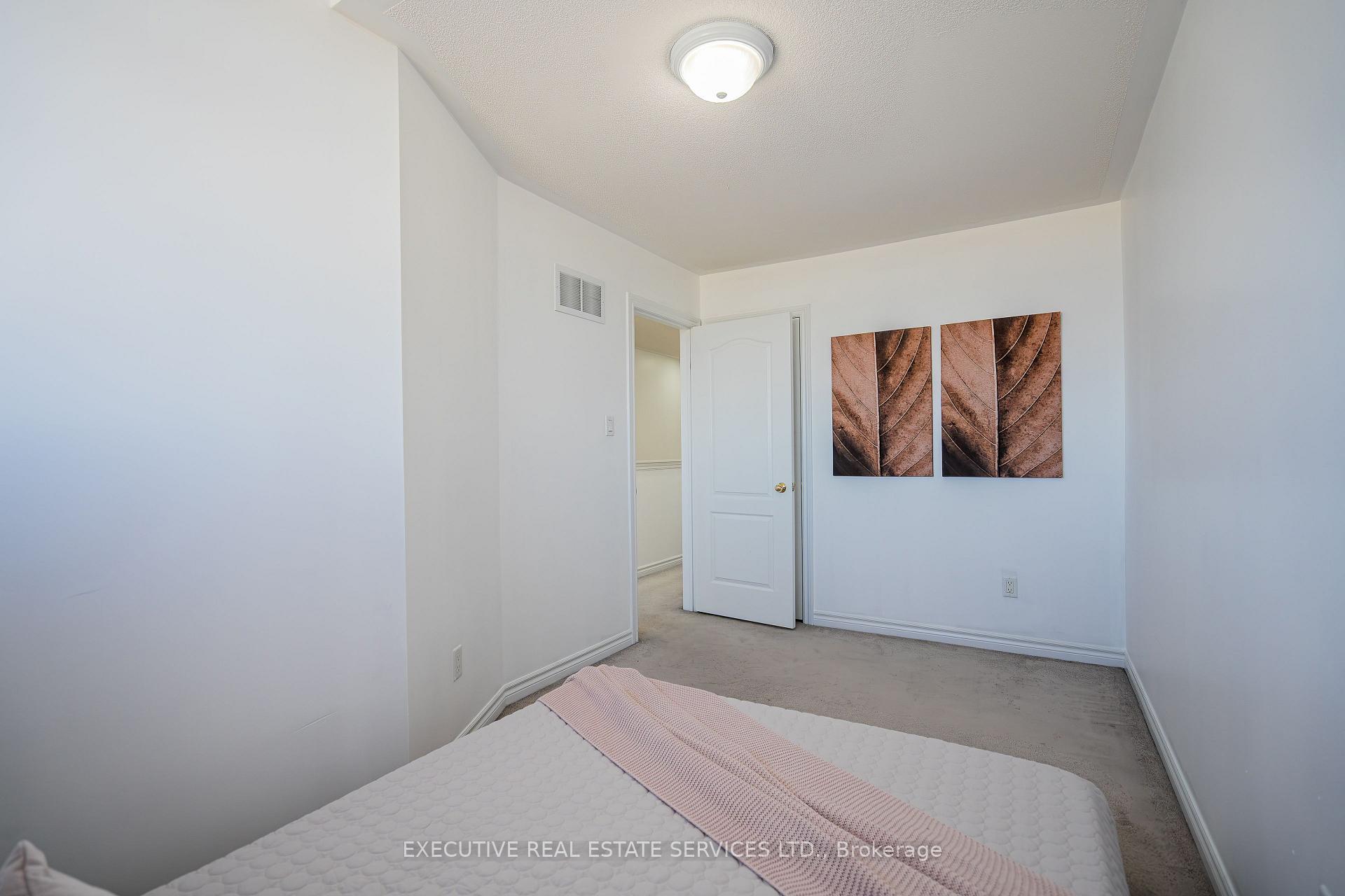 Photo 72 of 110 Magdalene Crescent, Brampton, Heart Lake East — HOMEH