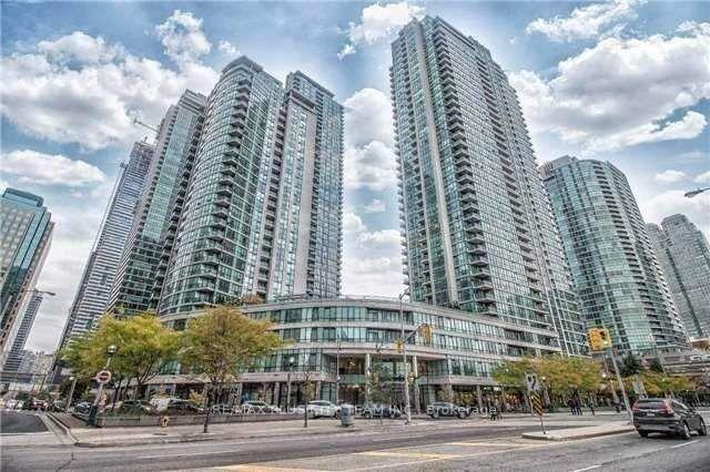 Front of Unit 2605, 16 Yonge Street
