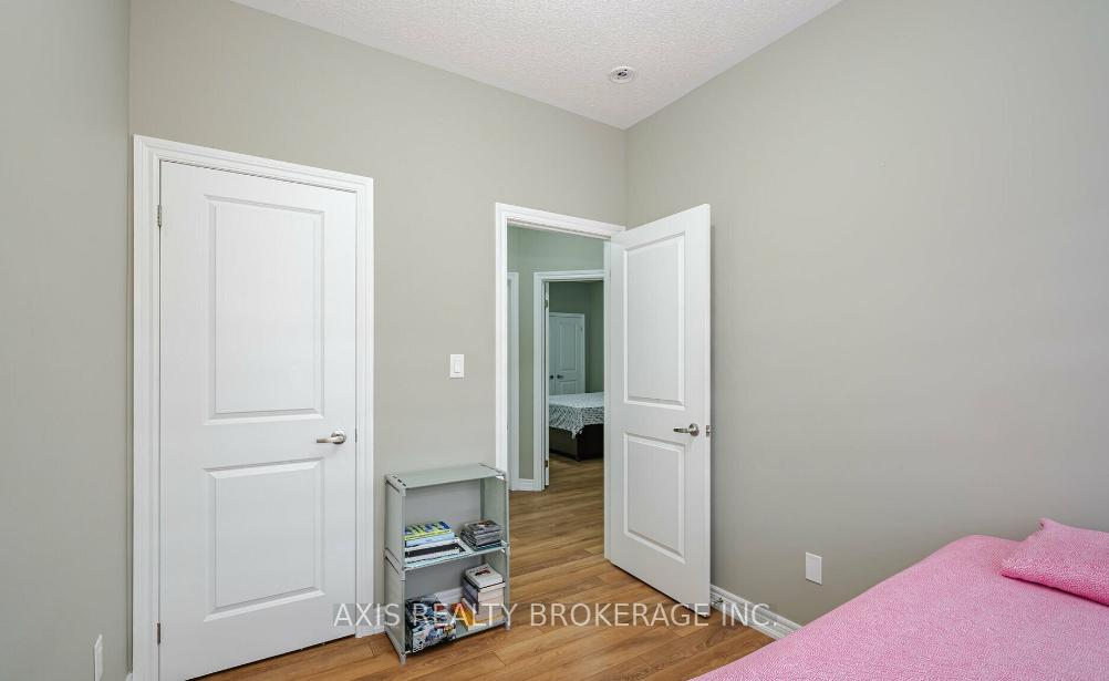 Photo 22 of 25 Fruitvale Circle, Brampton, Northwest Brampton — HOMEH