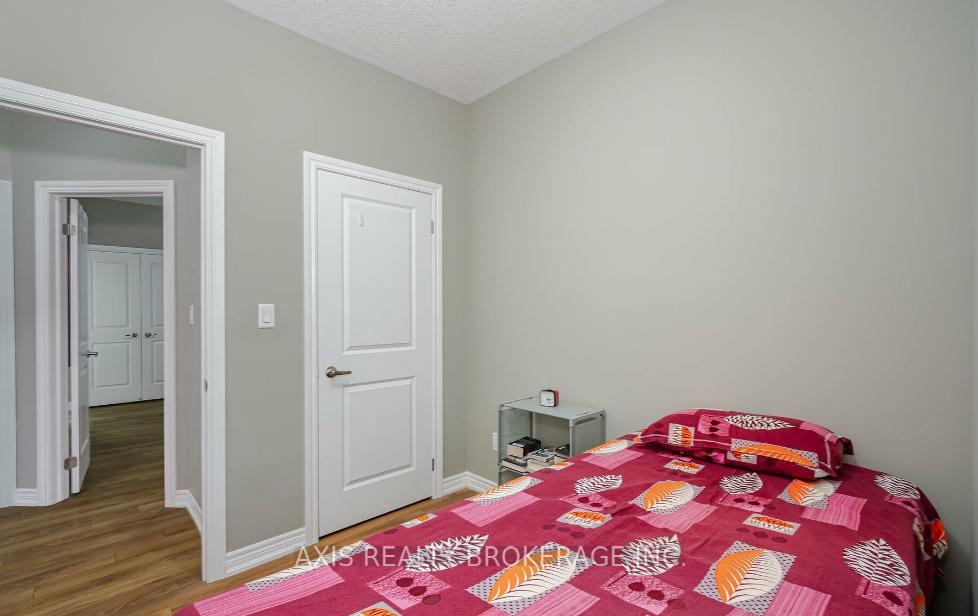 Photo 24 of 25 Fruitvale Circle, Brampton, Northwest Brampton — HOMEH