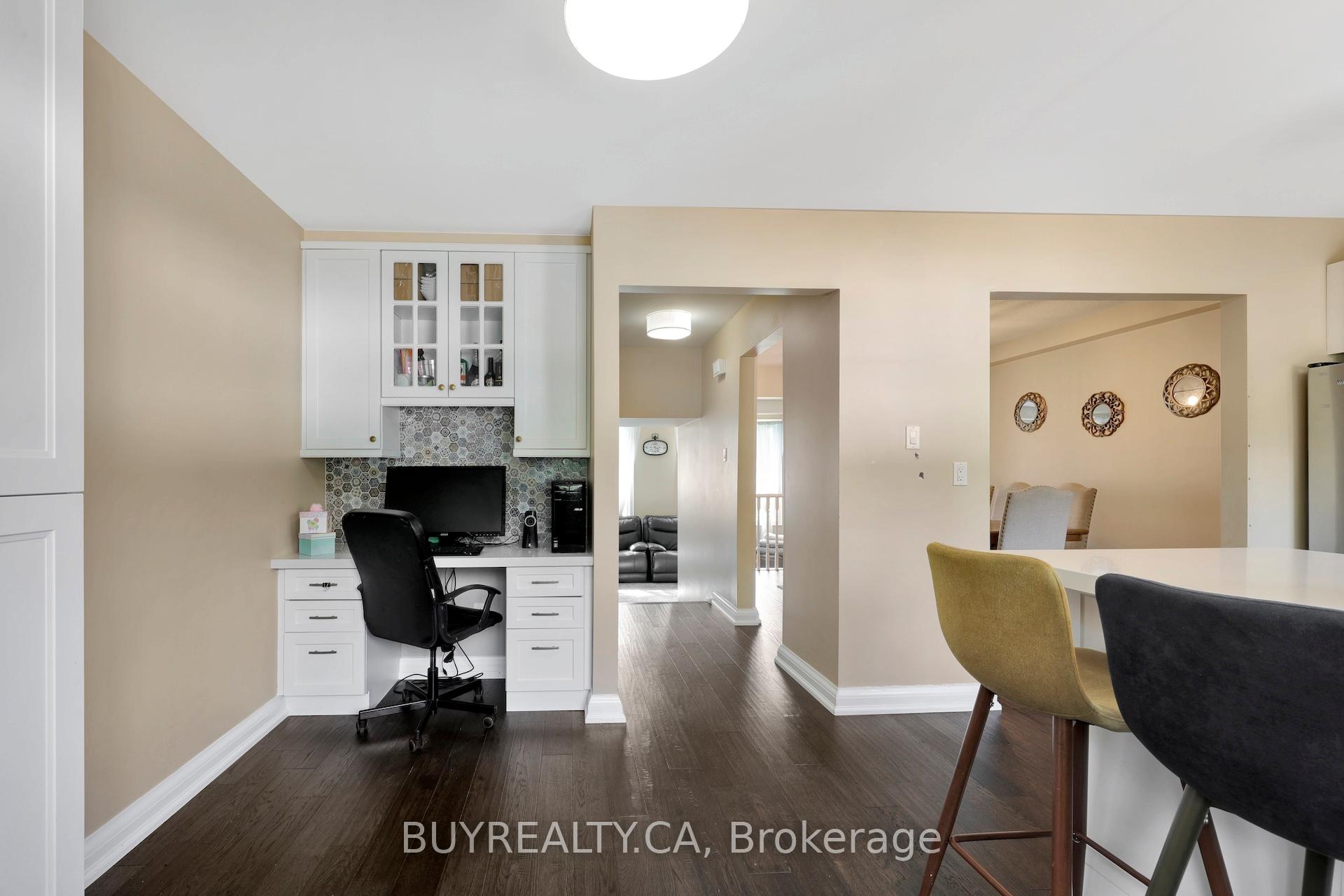 Photo 17 of Unit 72, 104 Poplar Crescent, Aurora, Aurora Highlands — HOMEH