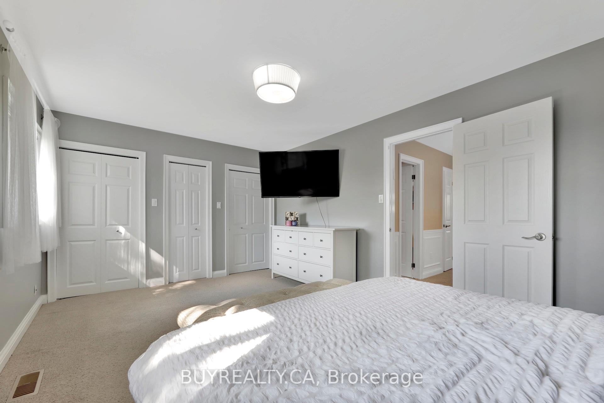 Photo 20 of Unit 72, 104 Poplar Crescent, Aurora, Aurora Highlands — HOMEH