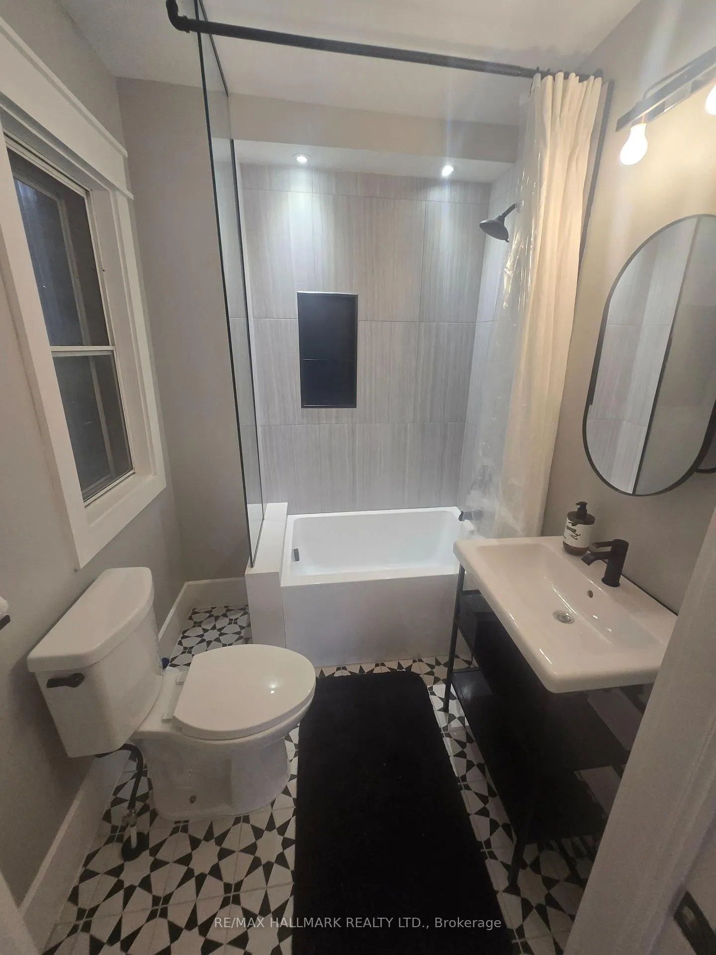 Photo 15 of Unit Main, 251 Silverthorn Avenue, Toronto, Weston-Pellam Park — HOMEH
