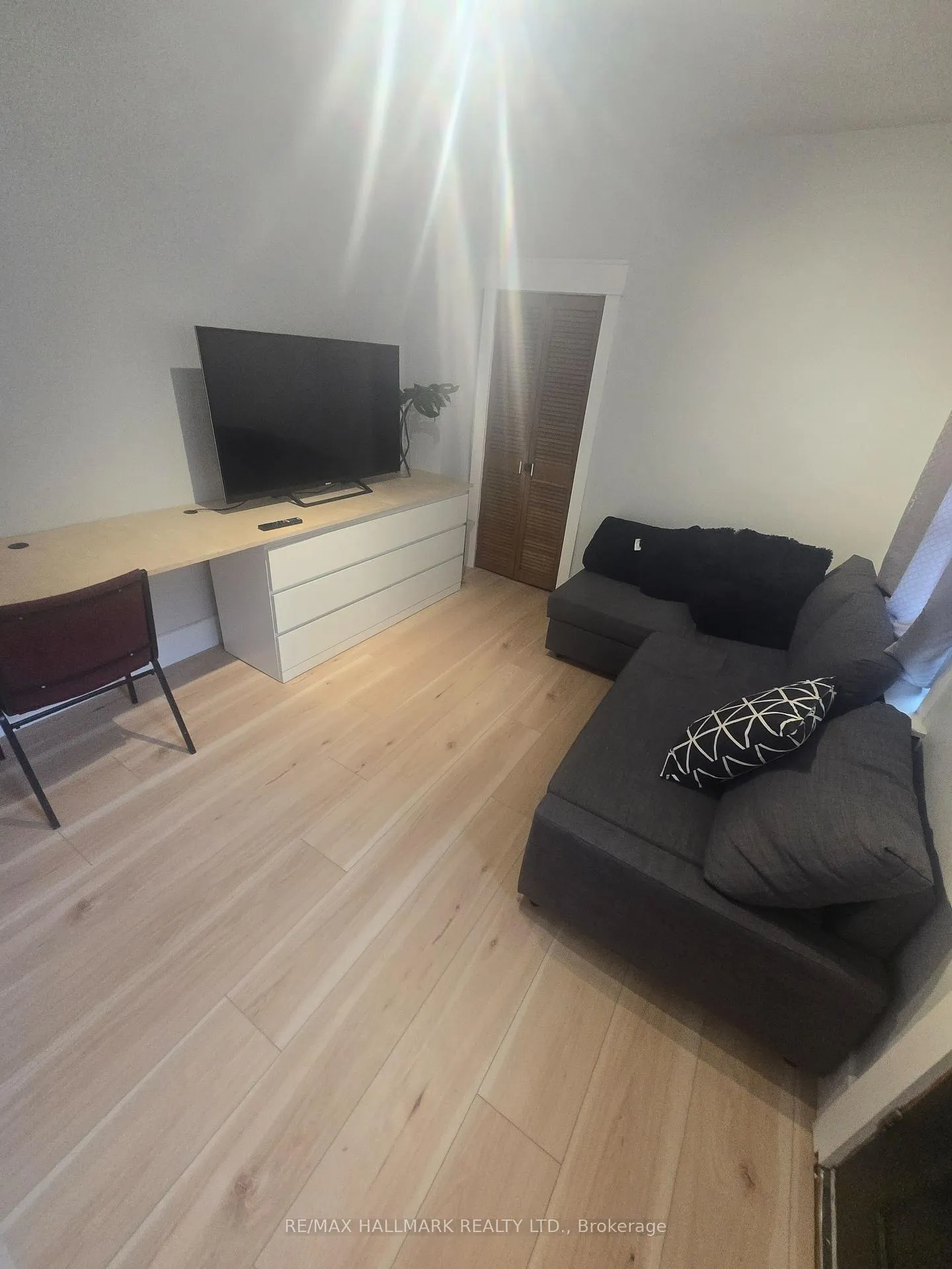 Photo 34 of Unit Main, 251 Silverthorn Avenue, Toronto, Weston-Pellam Park — HOMEH