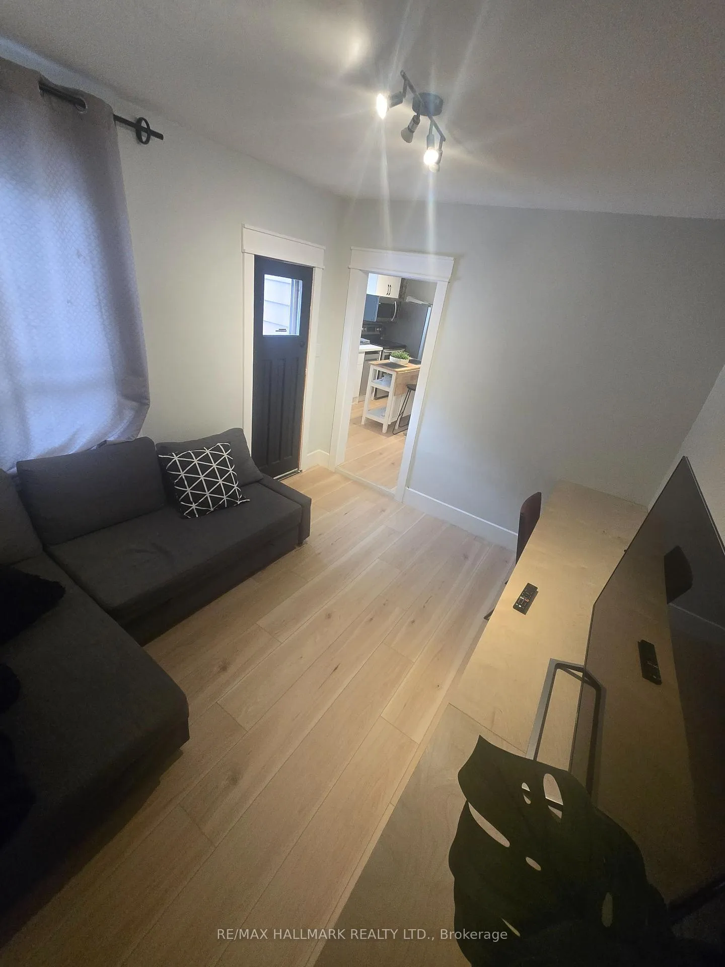 Photo 36 of Unit Main, 251 Silverthorn Avenue, Toronto, Weston-Pellam Park — HOMEH