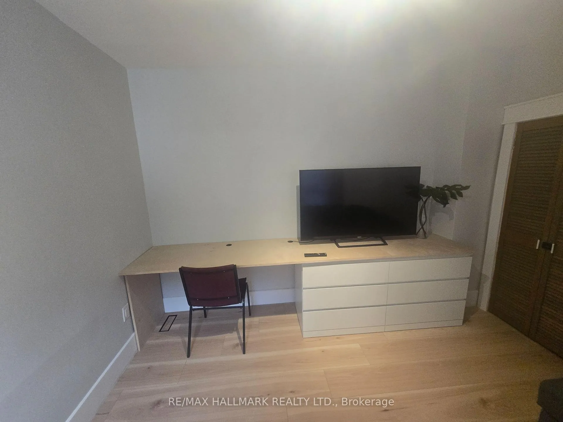 Photo 37 of Unit Main, 251 Silverthorn Avenue, Toronto, Weston-Pellam Park — HOMEH