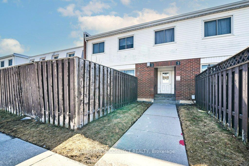Photo 2 of Unit 13, 1010 Glen Street, Oshawa, Lakeview — HOMEH