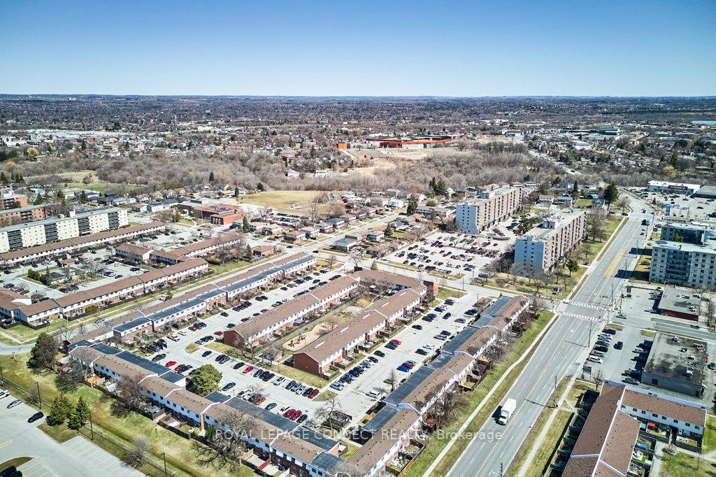 Photo 10 of Unit 13, 1010 Glen Street, Oshawa, Lakeview — HOMEH