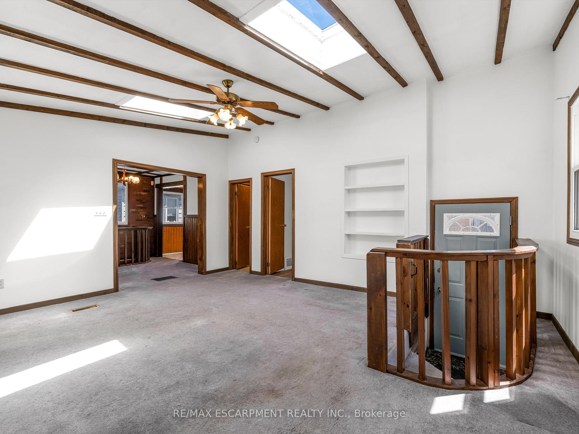 Photo 7 of 265 Walter Avenue N, Hamilton, Normanhurst — HOMEH