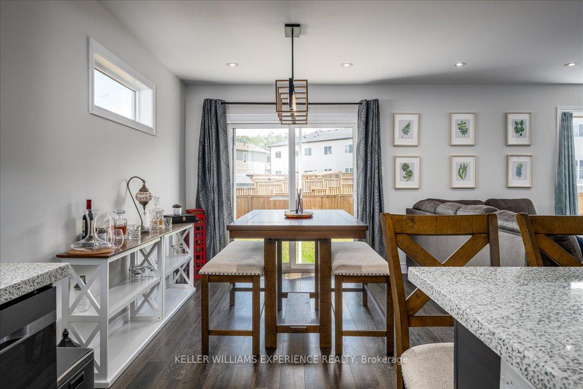 Photo 23 of 220 Wild Rose Drive, Gravenhurst, Muskoka (S) — HOMEH