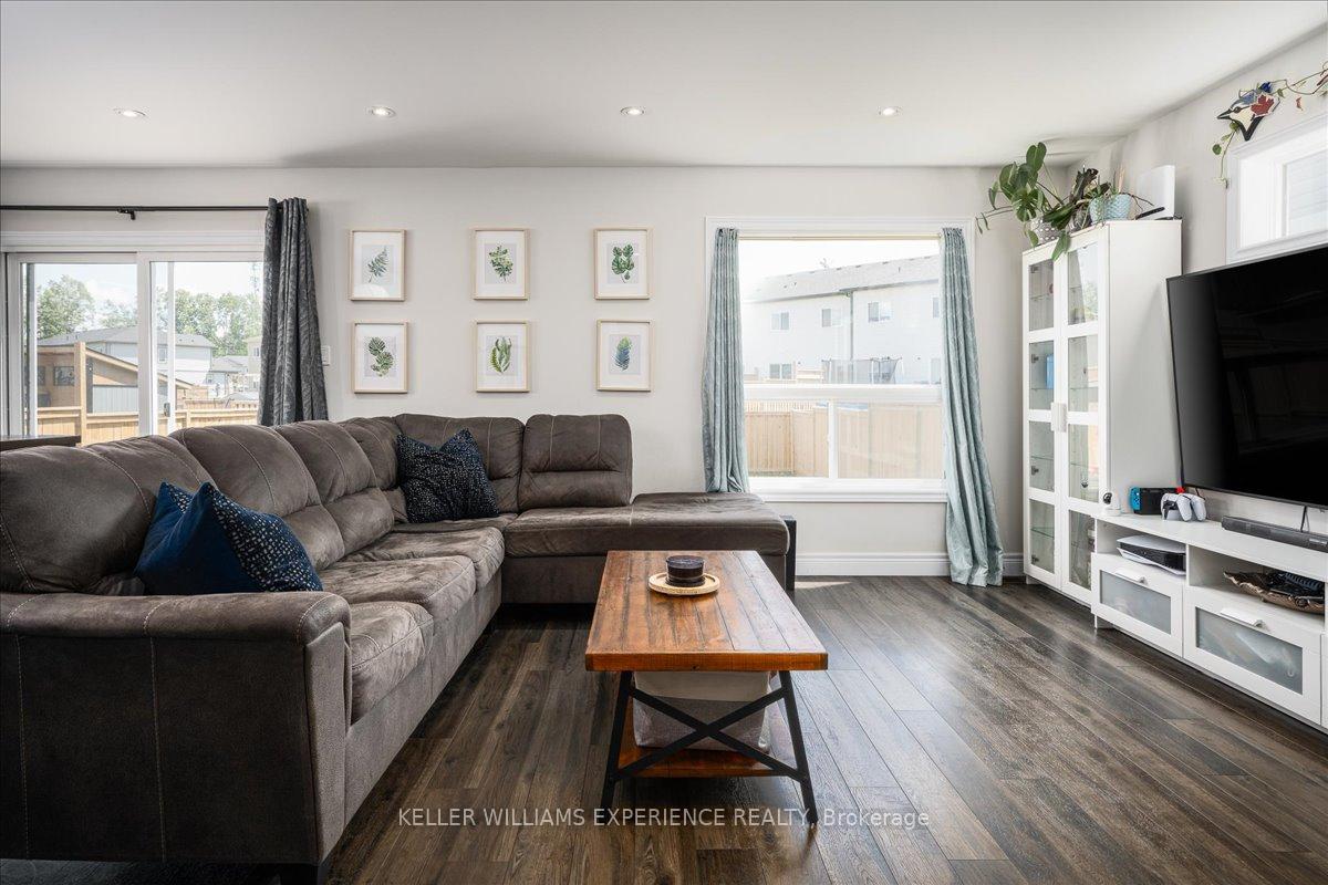 Photo 24 of 220 Wild Rose Drive, Gravenhurst, Muskoka (S) — HOMEH