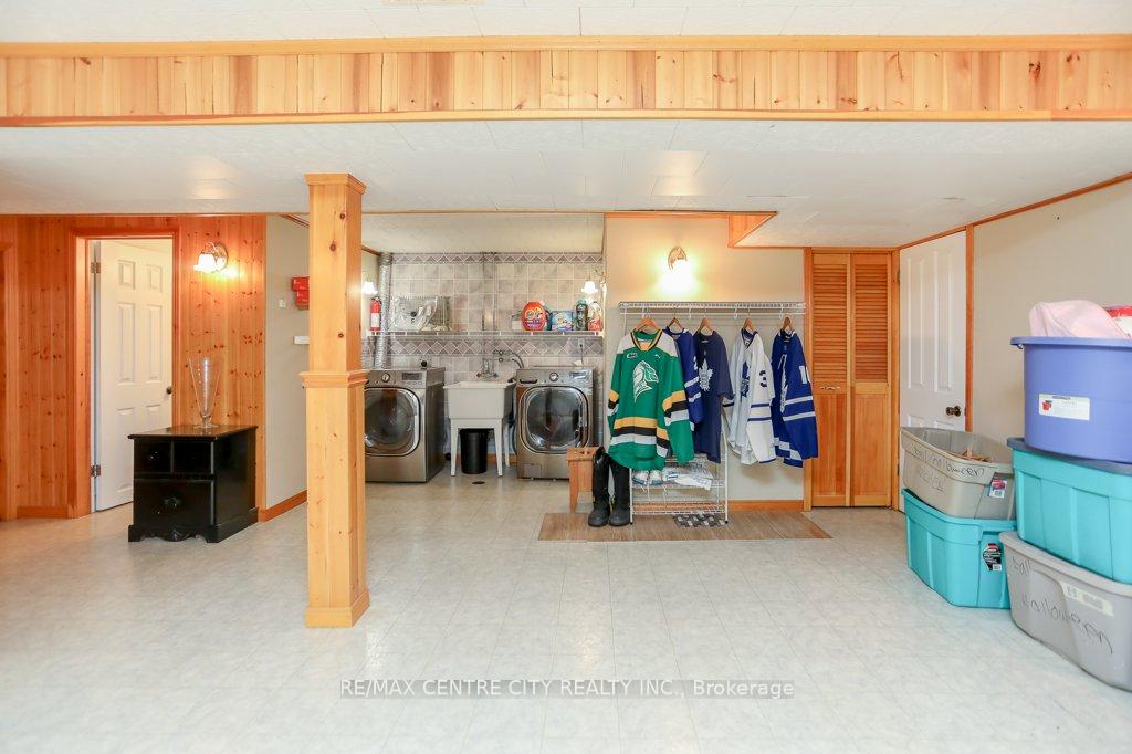 Photo 36 of 68 Sinclair Avenue, St. Thomas — HOMEH
