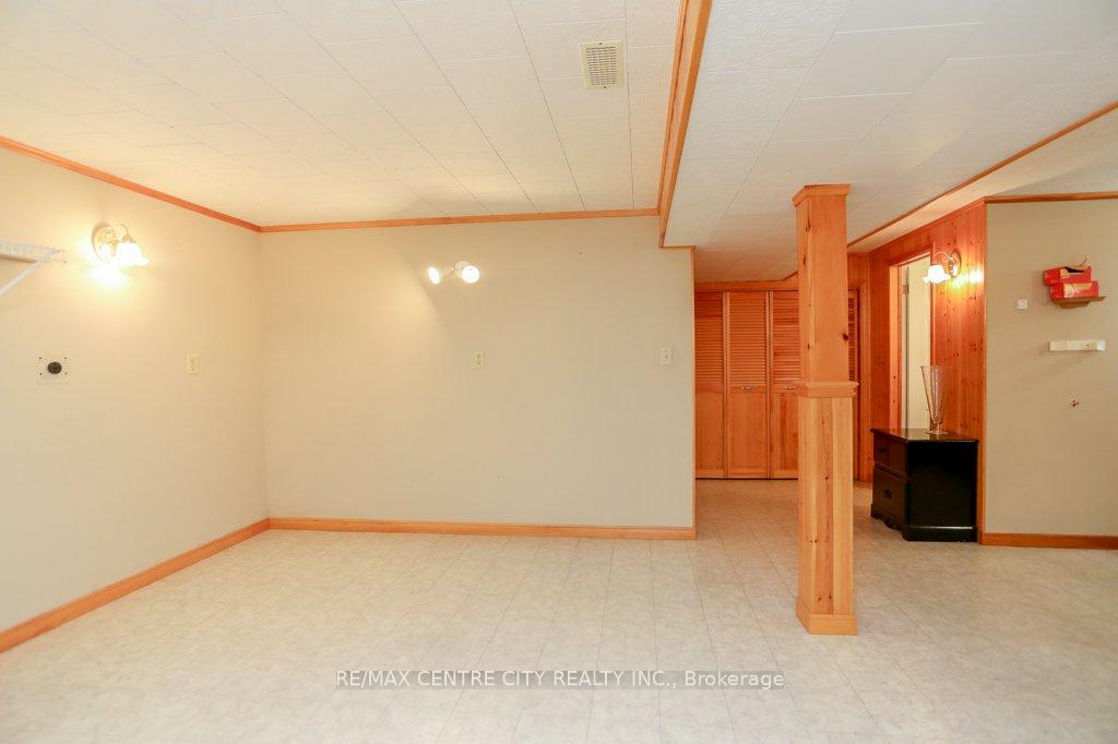 Photo 38 of 68 Sinclair Avenue, St. Thomas — HOMEH