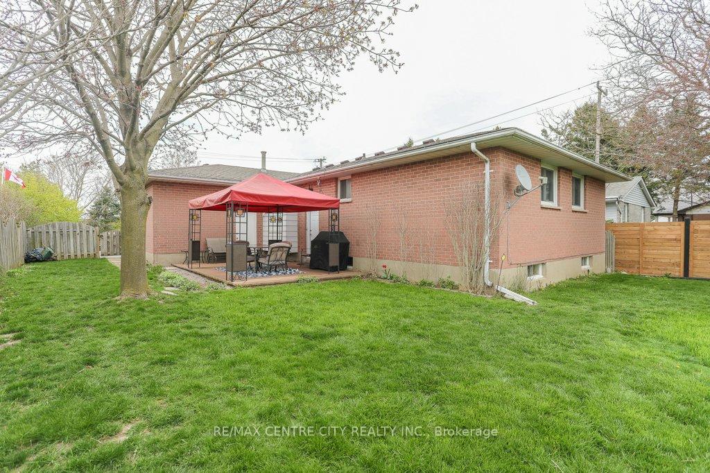 Photo 47 of 68 Sinclair Avenue, St. Thomas — HOMEH
