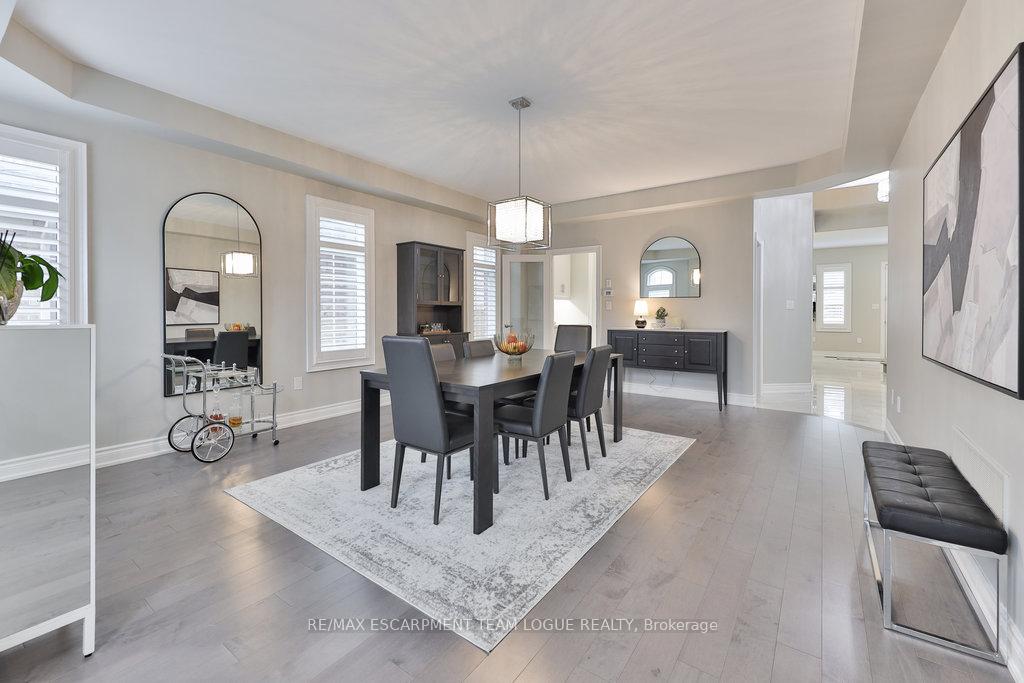 Photo 4 of 11 Mill Stone Terrace, Hamilton, Waterdown — HOMEH
