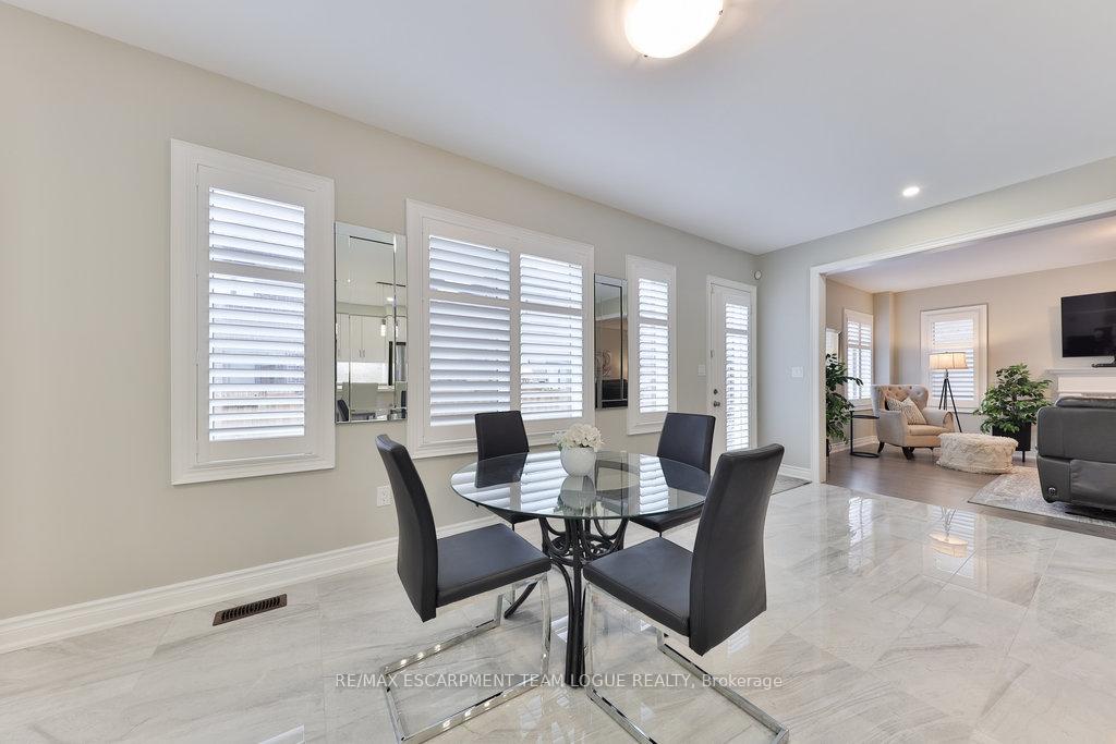 Photo 15 of 11 Mill Stone Terrace, Hamilton, Waterdown — HOMEH