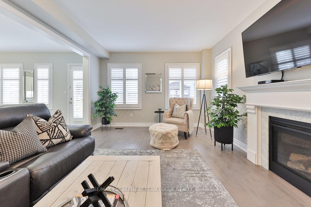 Photo 17 of 11 Mill Stone Terrace, Hamilton, Waterdown — HOMEH