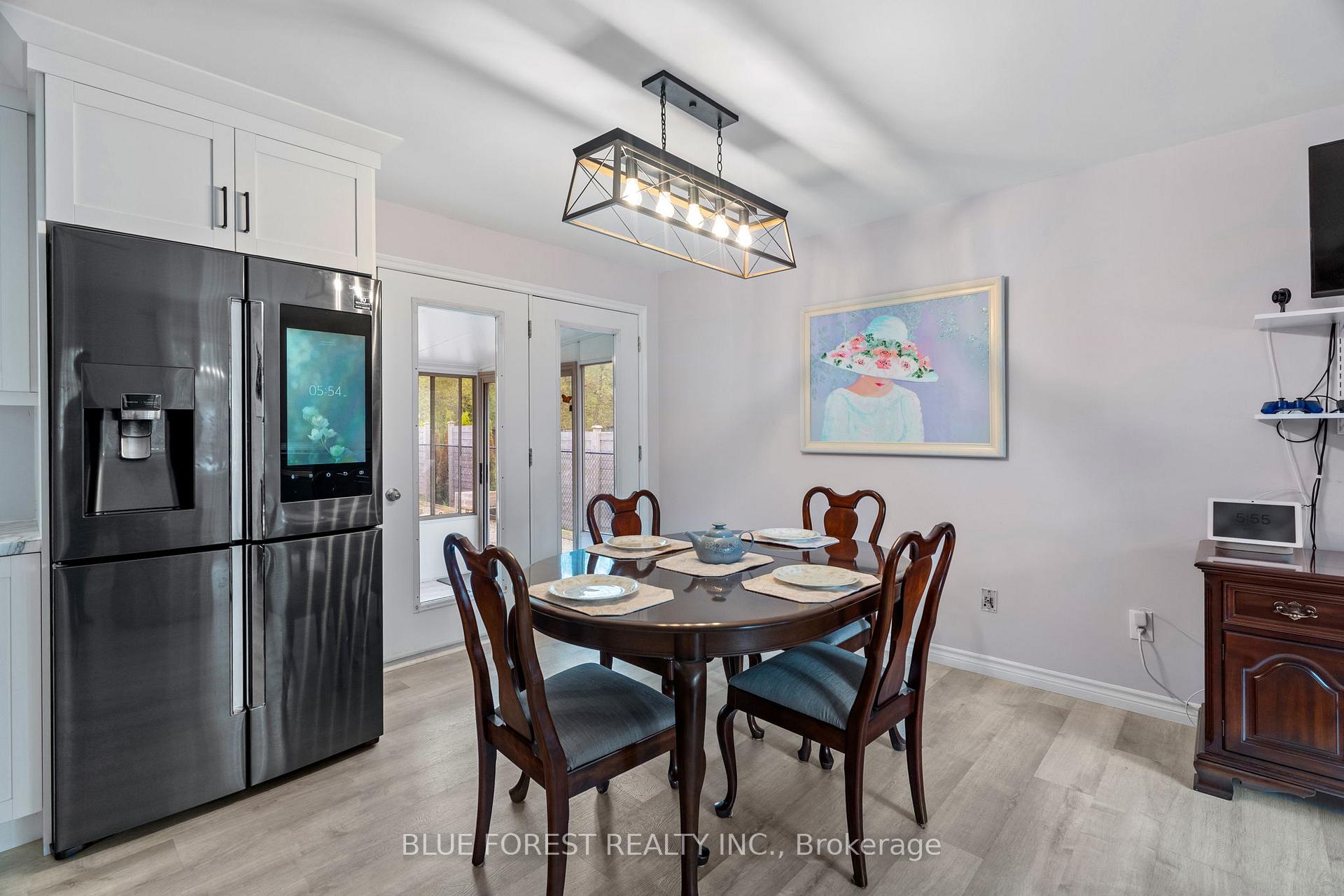 Photo 15 of 7 Andrew Crescent, Goderich, Goderich (Town) — HOMEH