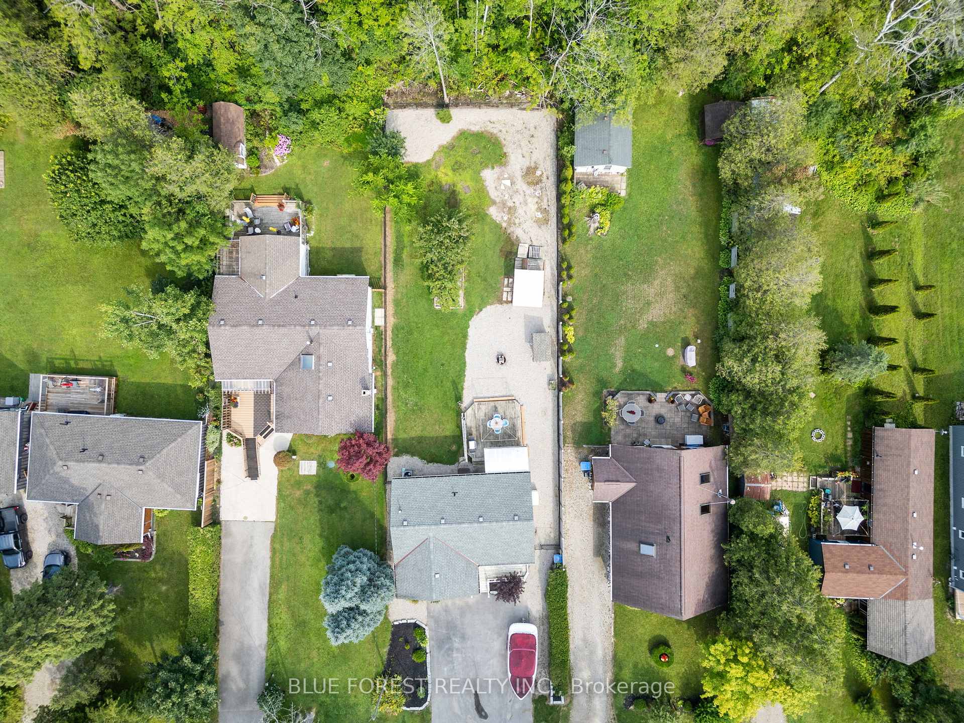 Photo 44 of 7 Andrew Crescent, Goderich, Goderich (Town) — HOMEH