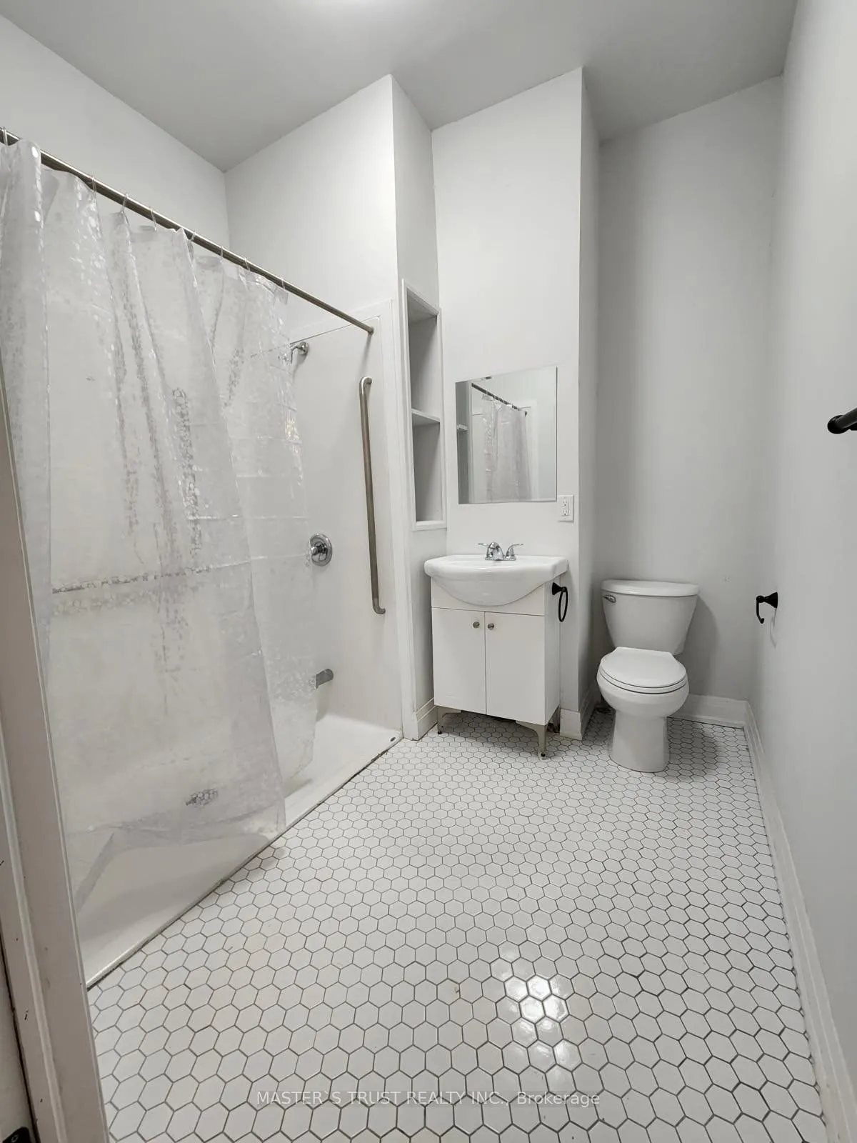 Front of Unit 3, 54 Main Street S