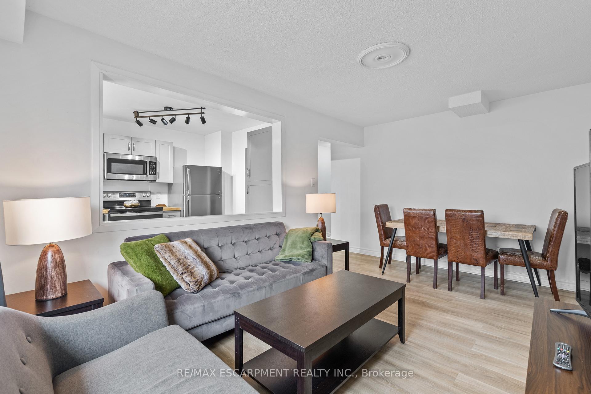 Photo 50 of 182 Golden Orchard Drive, Hamilton, Gourley — HOMEH