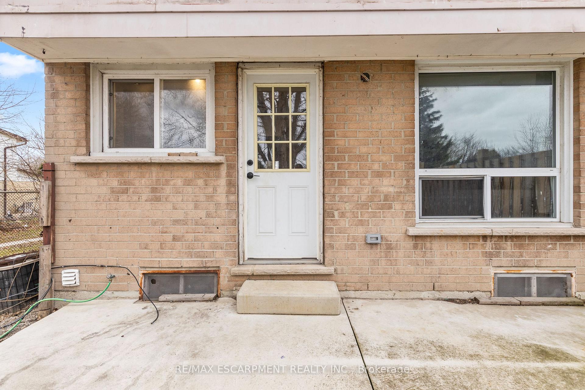 Photo 22 of 182 Golden Orchard Drive, Hamilton, Gourley — HOMEH