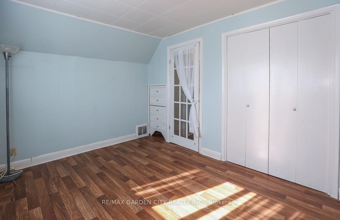 Photo 16 of 310 East 27th Street, Hamilton, Eastmount — HOMEH