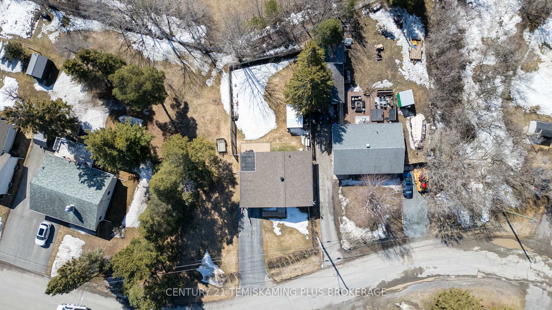 Photo 2 of 274 Birch Drive, Temiskaming Shores, New Liskeard — HOMEH
