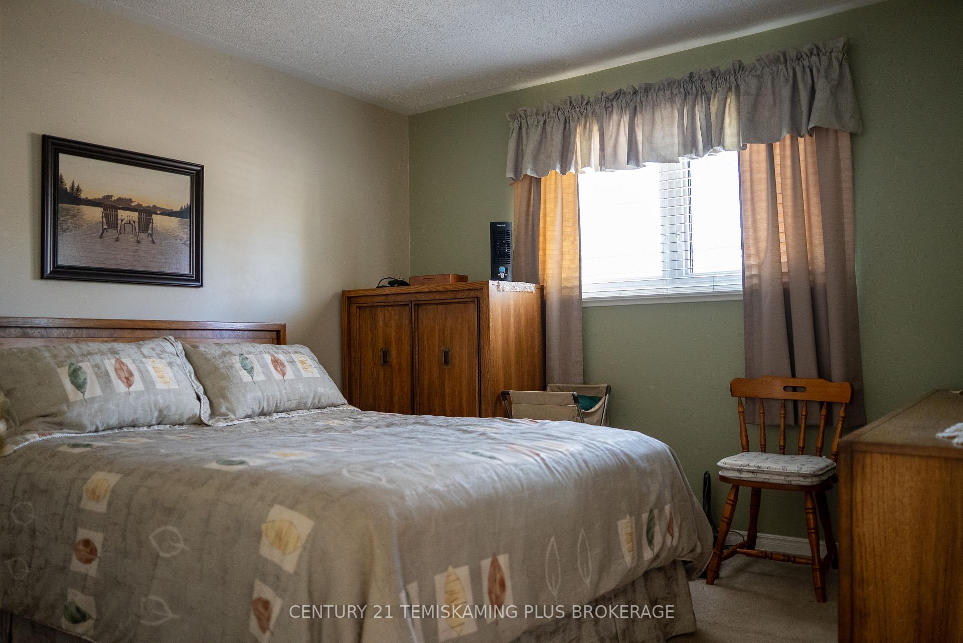 Photo 12 of 274 Birch Drive, Temiskaming Shores, New Liskeard — HOMEH