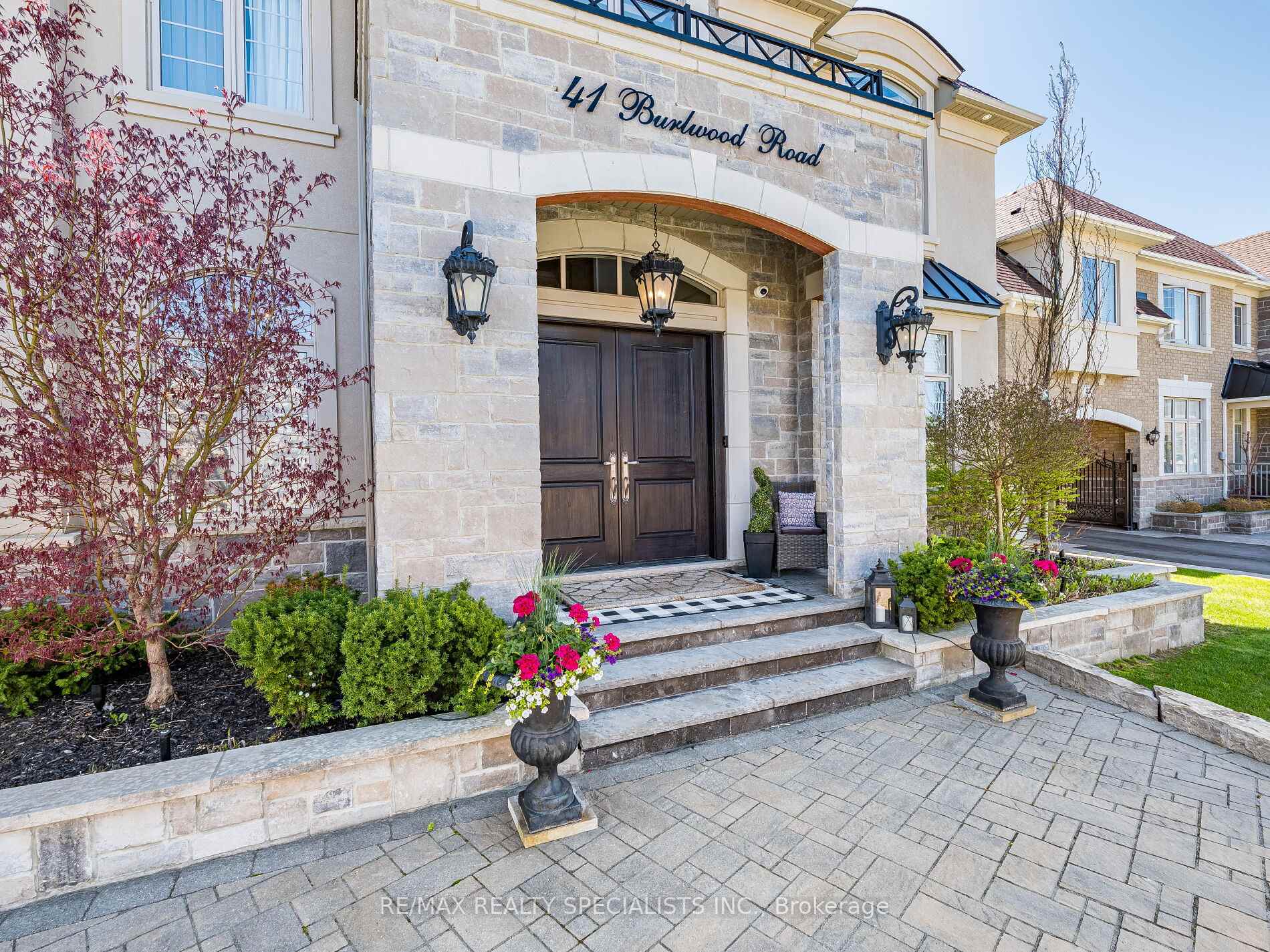 Photo 3 of 41 Burlwood Road, Brampton, Vales of Castlemore — HOMEH