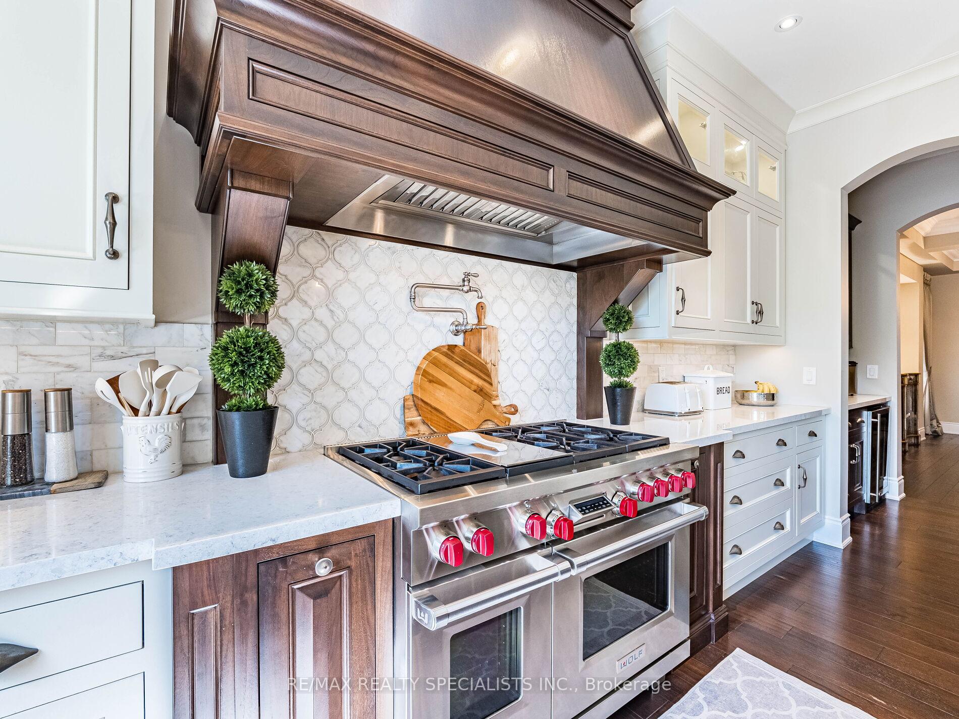 Photo 11 of 41 Burlwood Road, Brampton, Vales of Castlemore — HOMEH