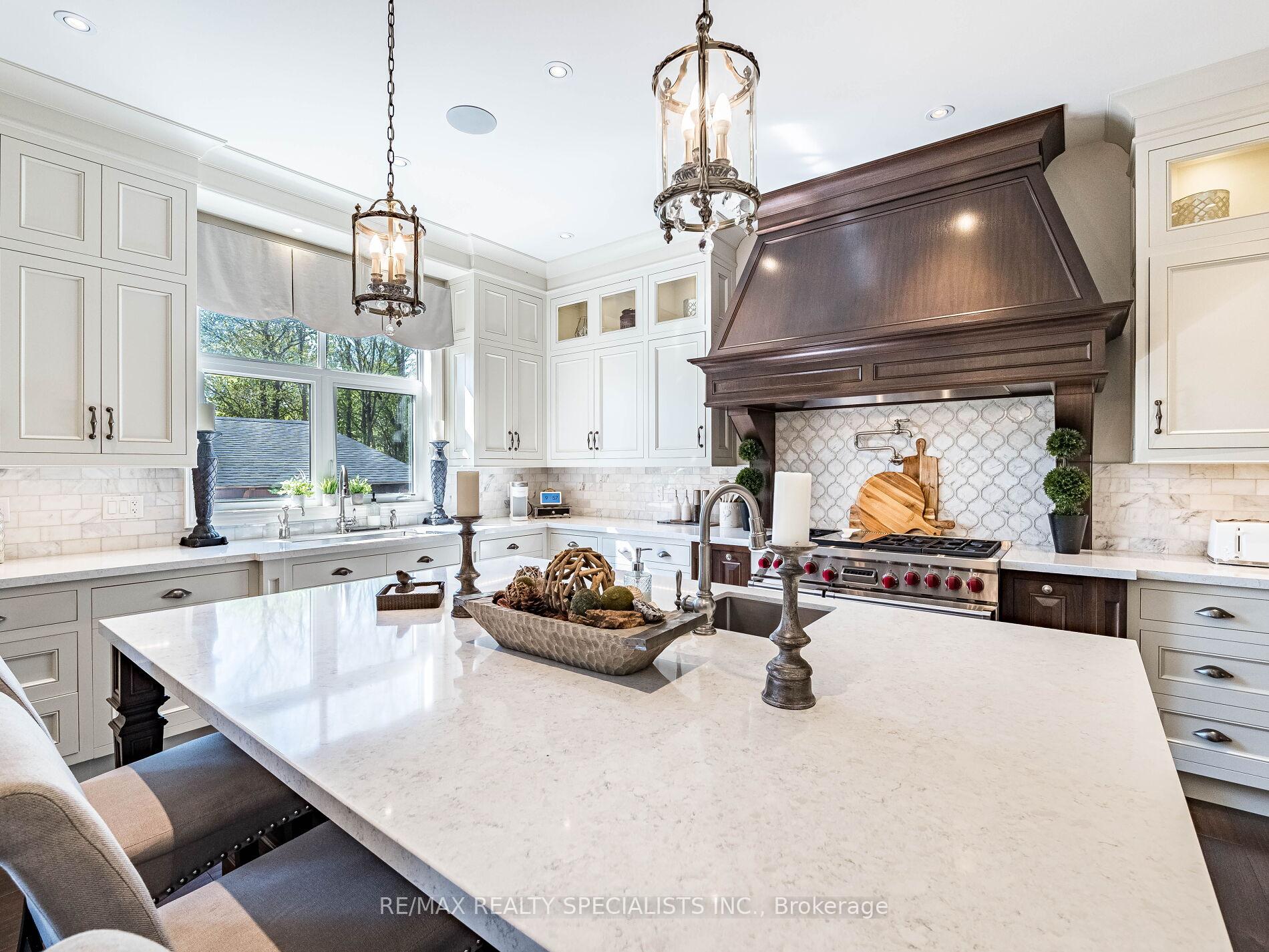 Photo 12 of 41 Burlwood Road, Brampton, Vales of Castlemore — HOMEH