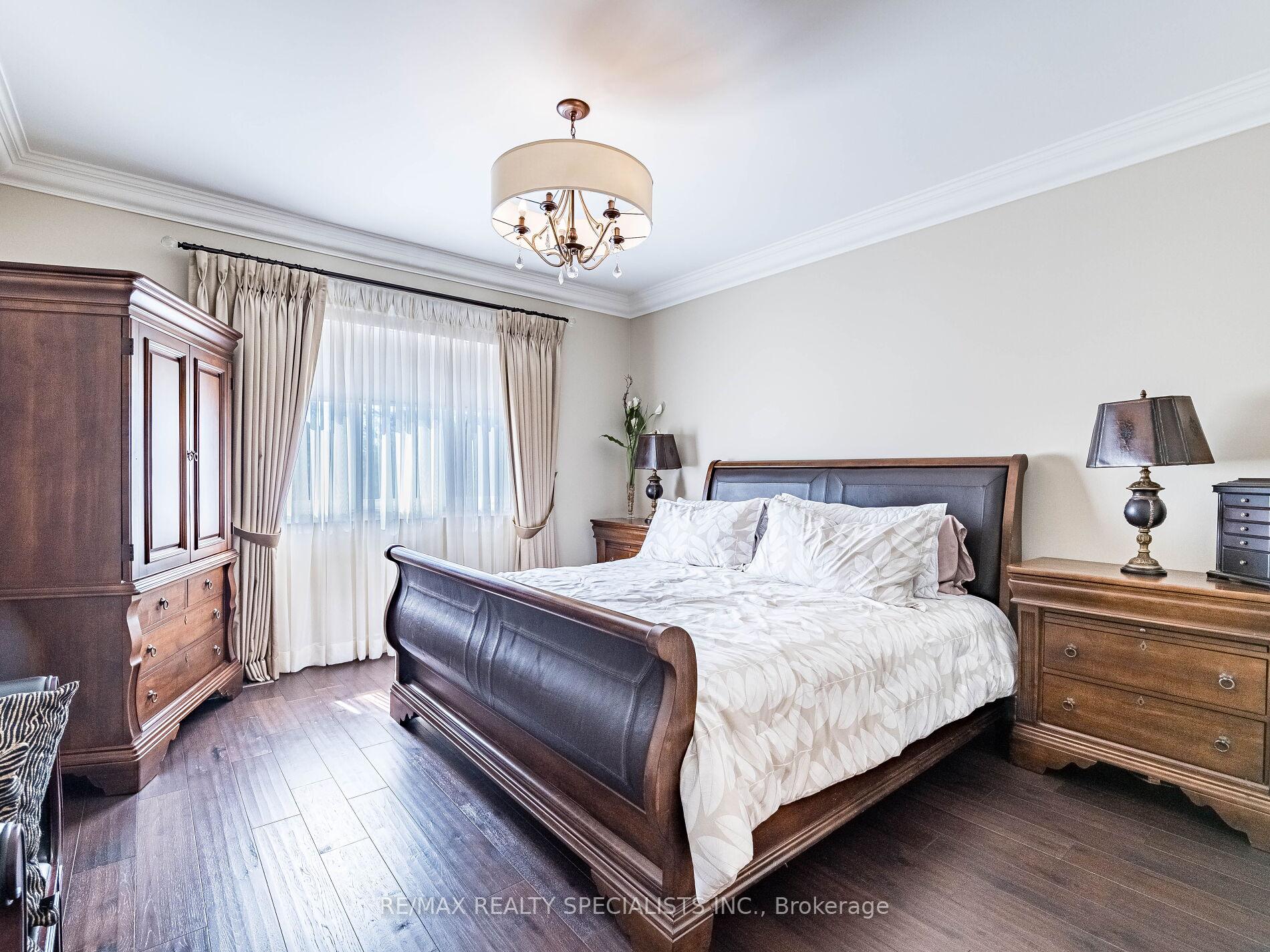 Photo 22 of 41 Burlwood Road, Brampton, Vales of Castlemore — HOMEH