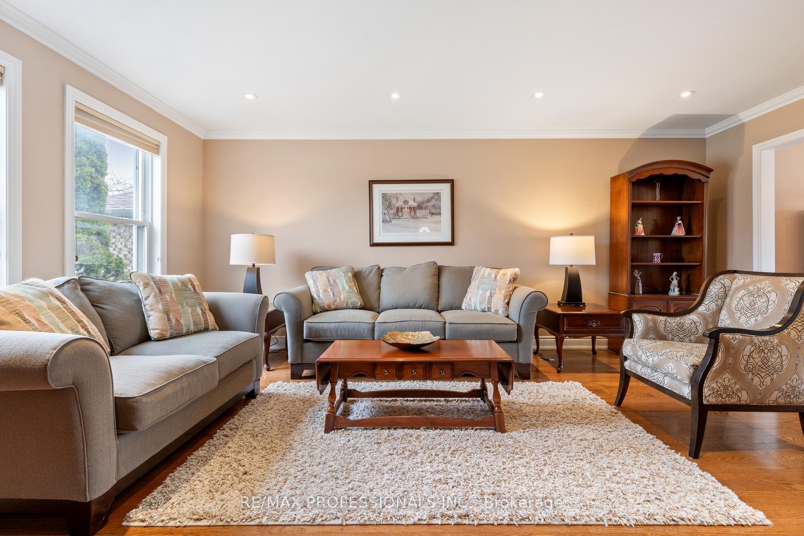 Photo 3 of 46 Jayfield Road, Brampton, Northgate — HOMEH