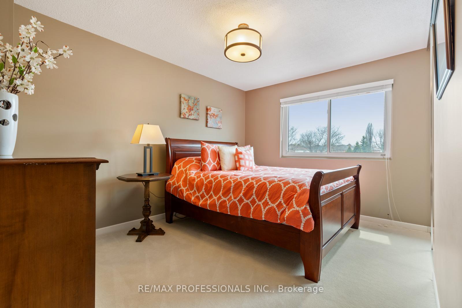 Photo 26 of 46 Jayfield Road, Brampton, Northgate — HOMEH