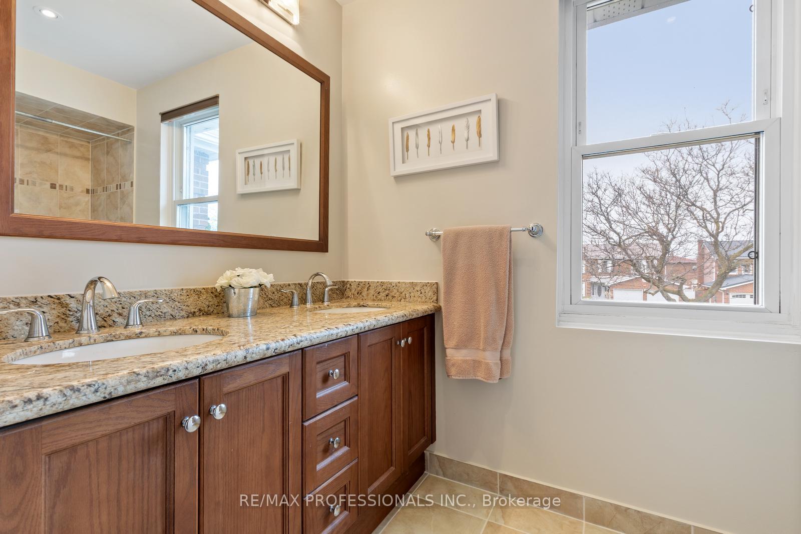 Photo 27 of 46 Jayfield Road, Brampton, Northgate — HOMEH